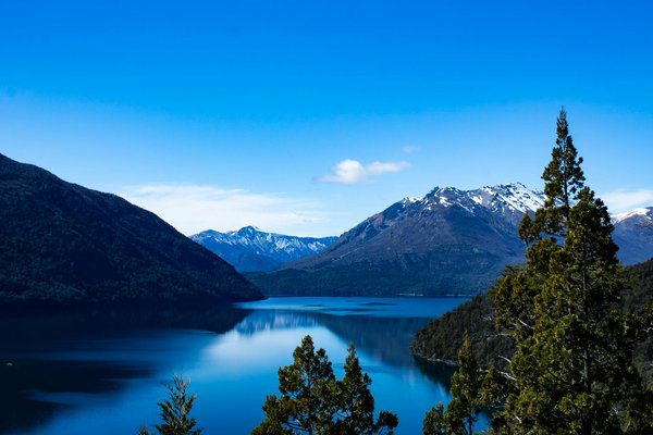 Comment découvrir les traditions de la pêche au saumon en Alaska ?